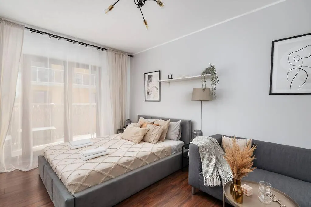 Komfortowy Apartament Z Balkonem Wroclaw Apartment